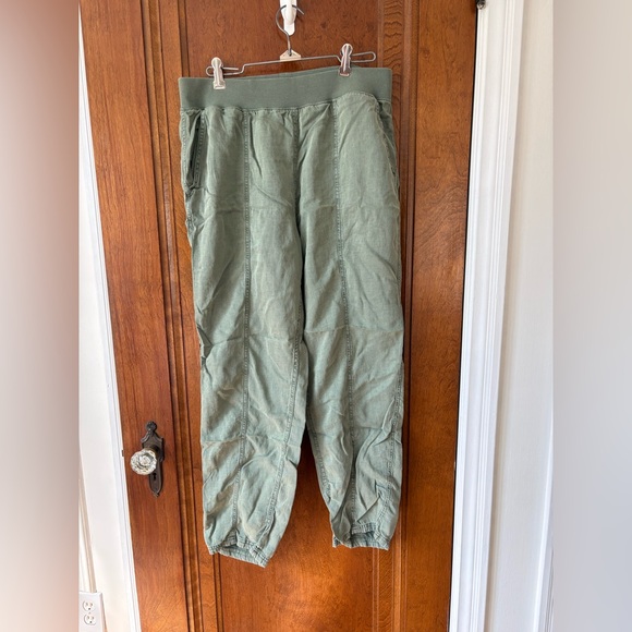 Faherty Women’s Olive Arlie Pant - XL - Picture 2 of 7